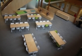 Atrium met tafelopstelling bij het biobased training centre in terneuzen een locatie met meerwaarde voor natuur